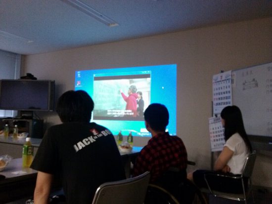 映像で学習