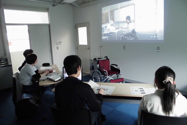 車イス介助学習会の様子