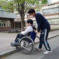 車いす介助の練習風景