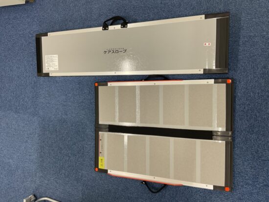 車椅子用段差解消スロープ
